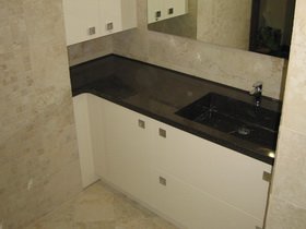 Мебель для ванной с встроенной стиралкой 570